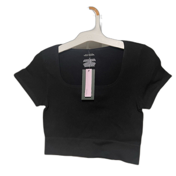 wild fable Tops - Wild Fable Black Cropped Ribbed Top